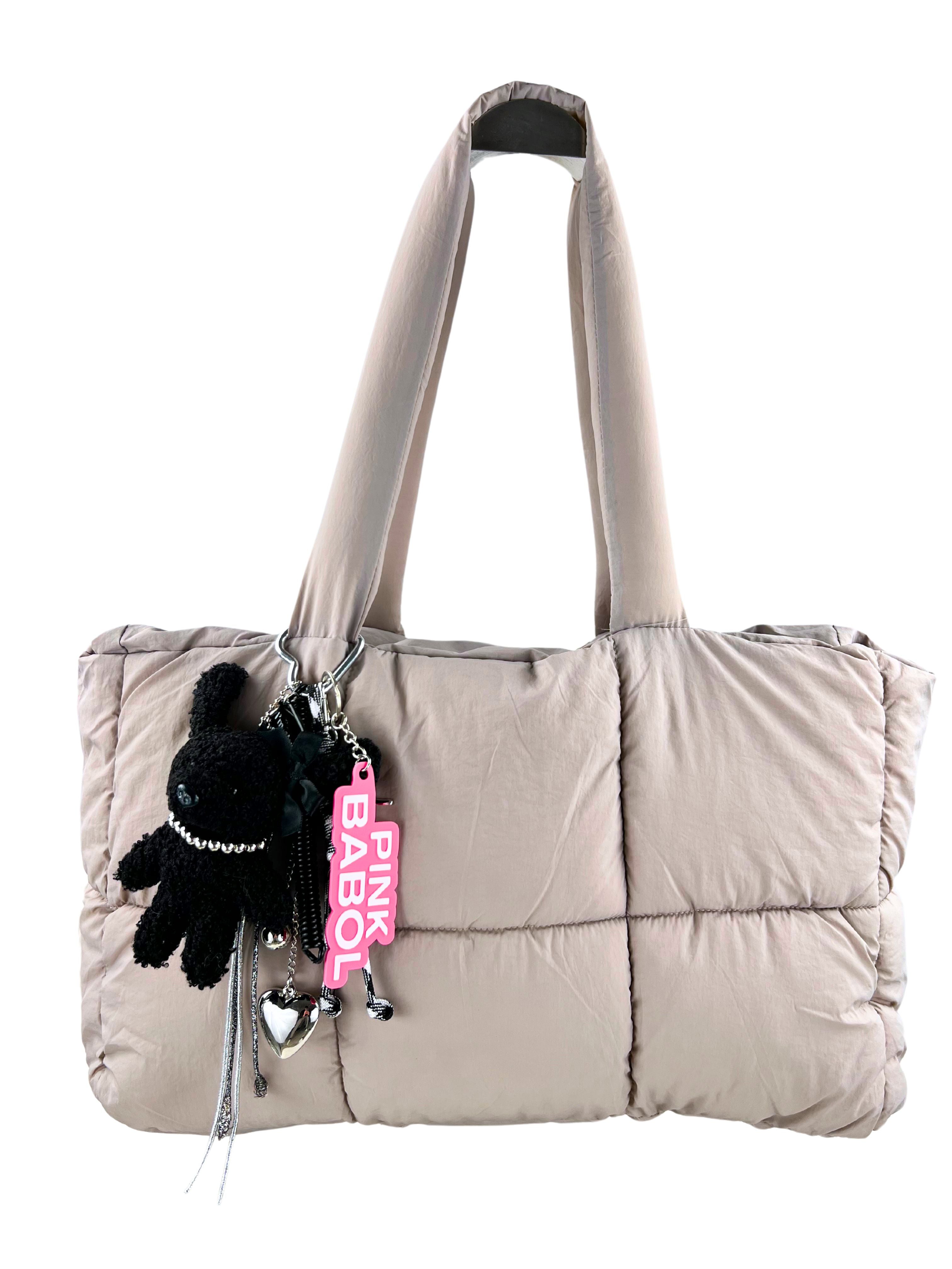 Borsa puffer con ciondoli e portachiavi-Pink Babol