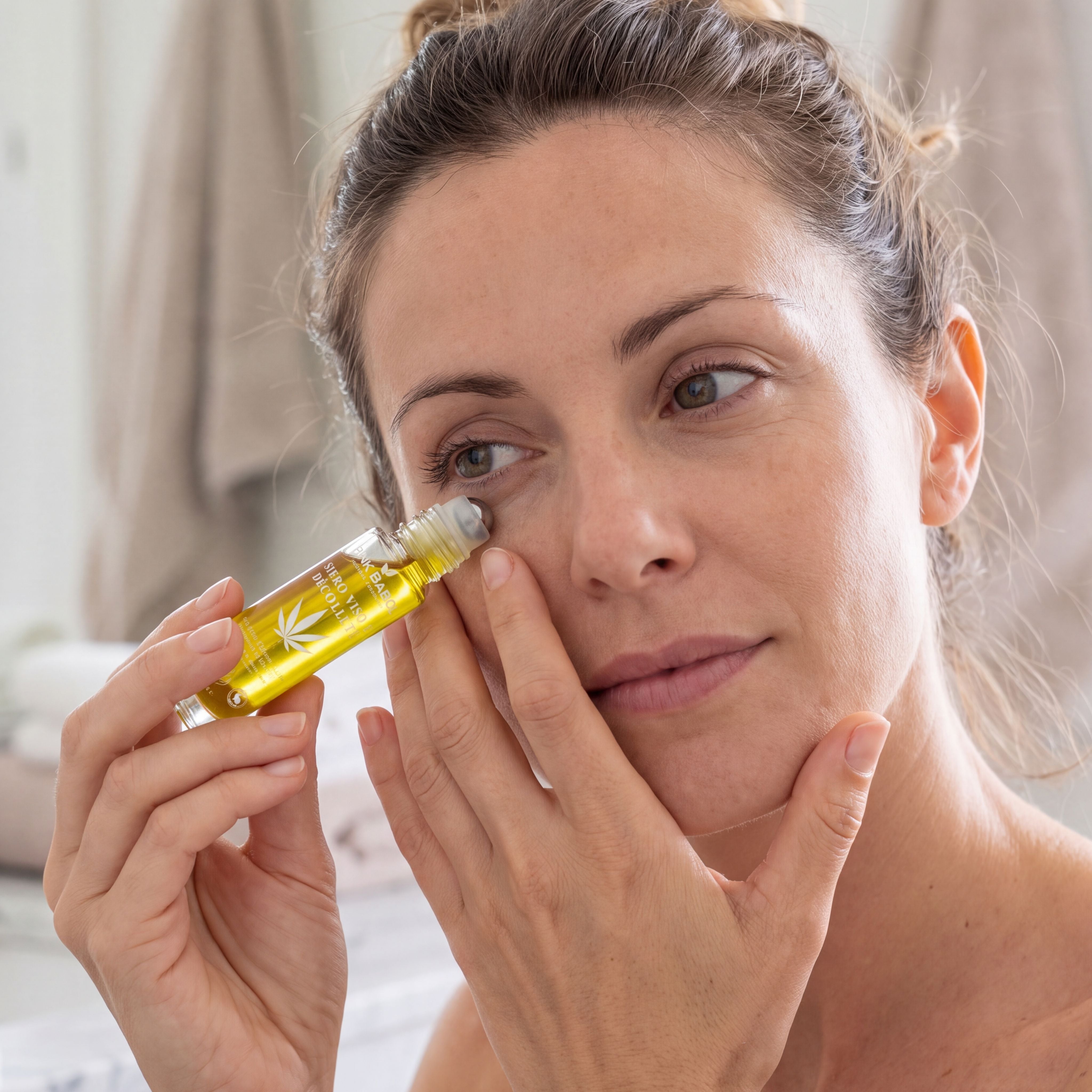 Siero Viso e Décolleté con Olio di Canapa e Acido ialuronico e Moringa - Anti-Rughe, Rassodante e Illuminante-Pink Babol